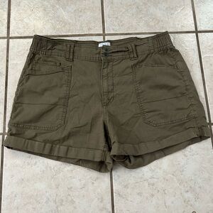 Time and Tru Khaki Women's Cargo Shorts